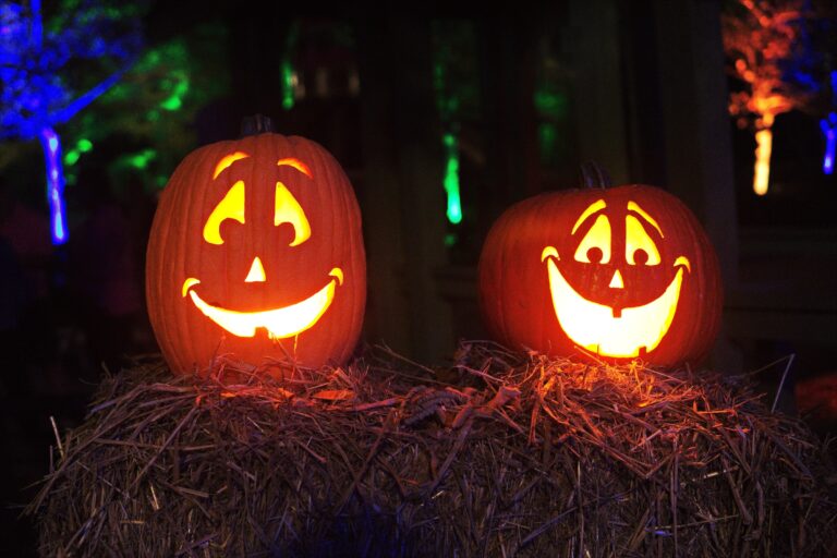 How To Carve A jack-o'-lantern